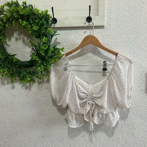 Le Lis Cropped Top Sz Medium